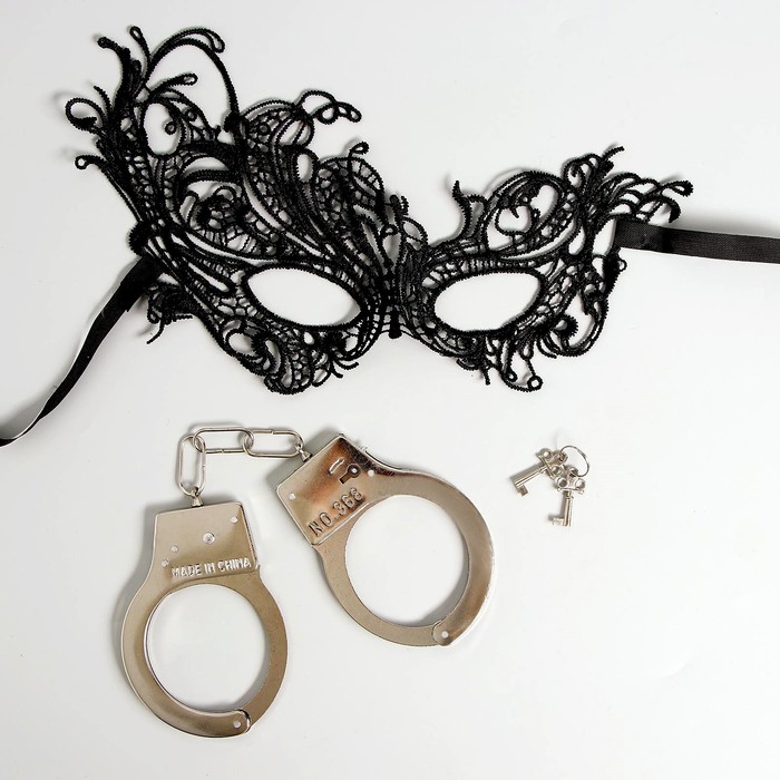 Карнавальный набор СЛАДКОЕ ПОВИНОВЕНИЕ наручники, маска