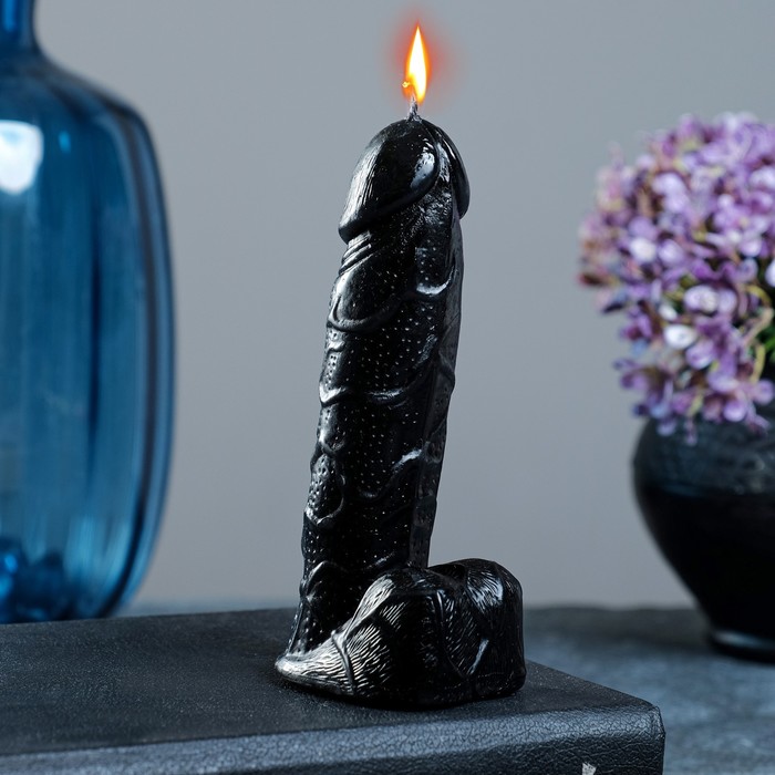 Фигурная свеча ФАВОРИТ, ручная работа, черная, 12 см