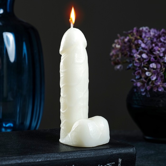 Фигурная свеча ФАВОРИТ, ручная работа, молочная, 12 см
