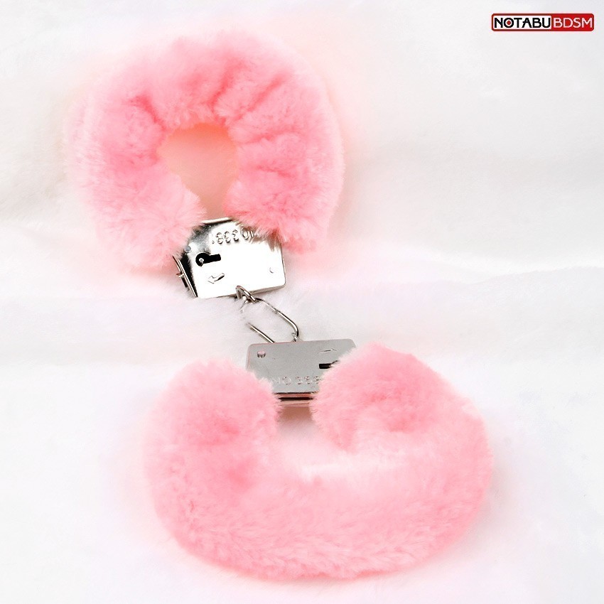 Наручники с мехом, ключиками, цвет розовый