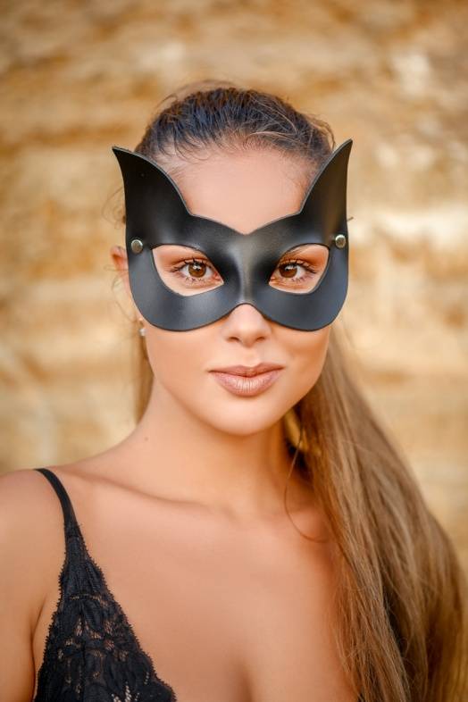 Маска с ушками LADY’S ARSENAL BLACK, натуральная кожа, металл, черная