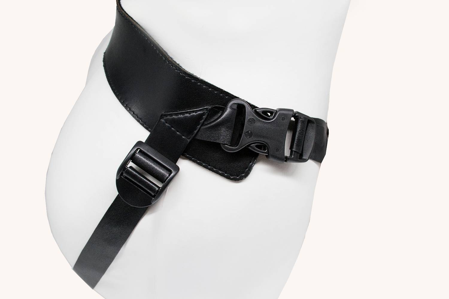 Мужской фаллопротез ХАРНЕСС MEN STYLE, ТЭП, экокожа, цвет телесный, 16(16)х4,8 см