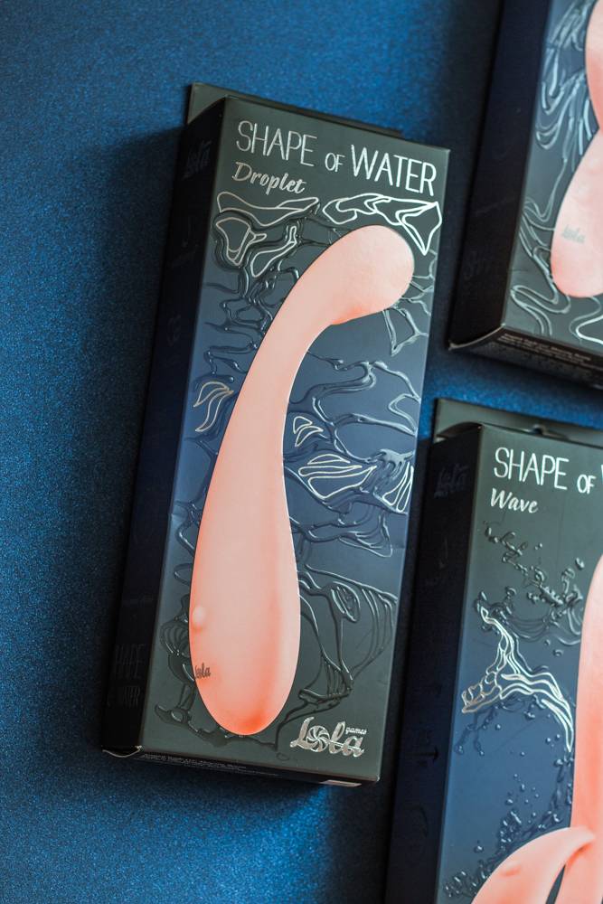 АКЦИЯ 20% Супергибкий вибратор вибратор LOLA WATER WAVE, 10 режимов, с удобной ручкой, жидкий силикон, коралловый, 18,5(11,5)х3 см